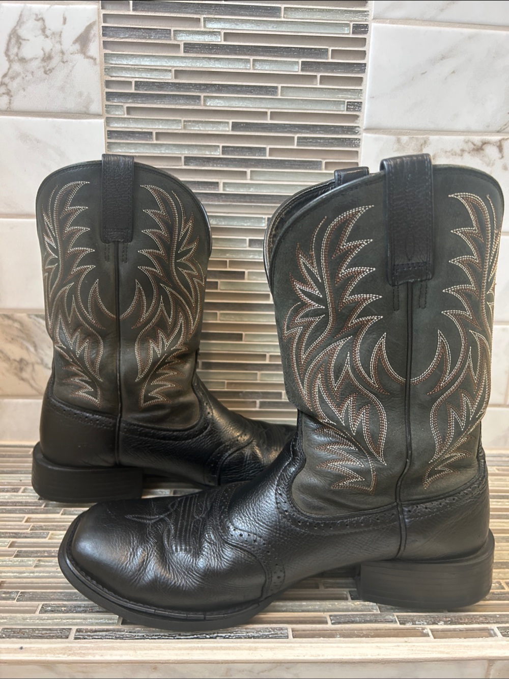 Ariat Black Leather Western Cowboy Boots with Brown Stitching - Picture 10 of 12
